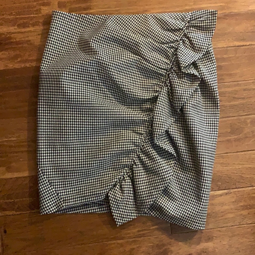 A.L.C. Houndstooth ruffle mini skirt